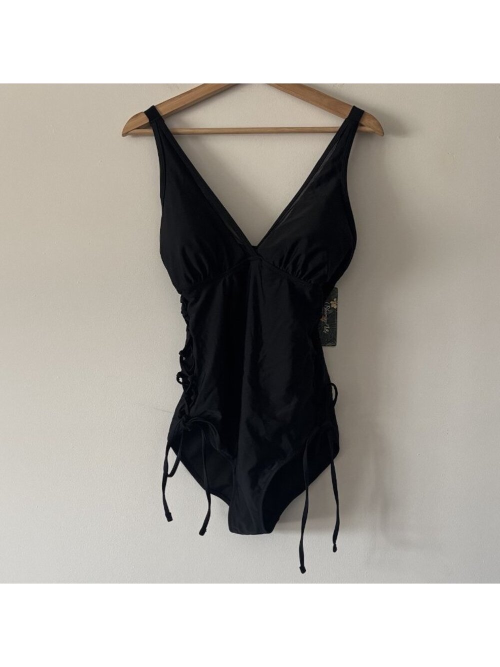 Blooming Jelly Women's One Piece Swimwear‎ Black Bathing Suit Size L FLAW NEW!